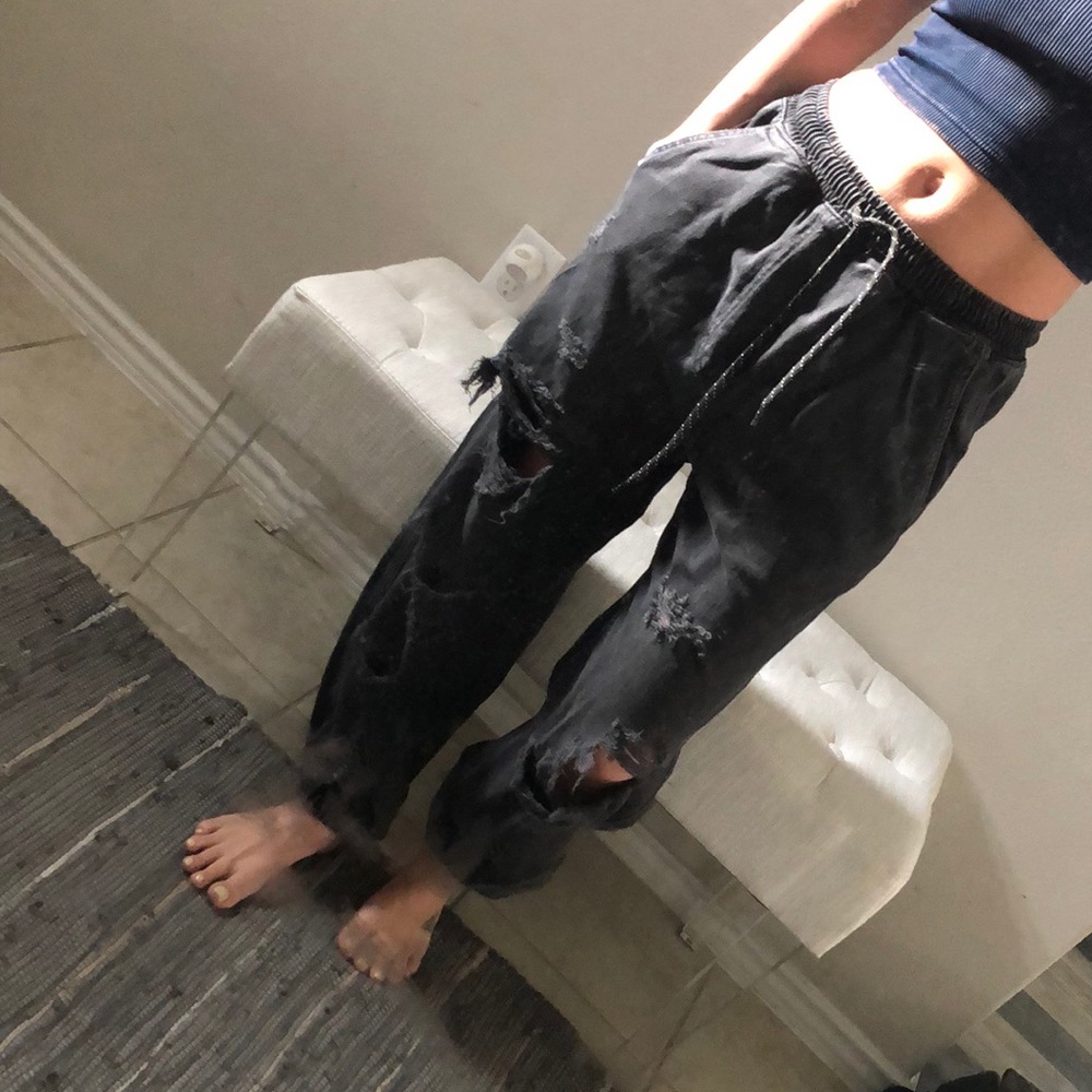 Jogger drew people pants